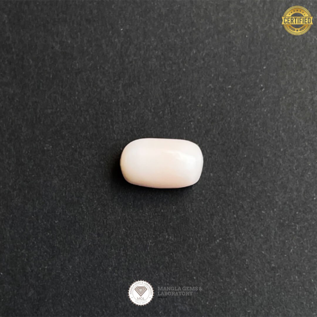 White Corel : 5.55carat/6.16ratti