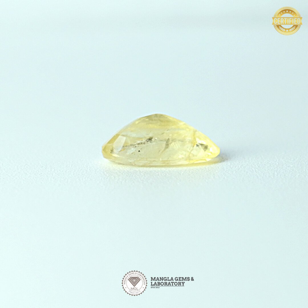 Yellow Sapphire(पुखराज) - 3.02 carat/3.35ratti - Image 3