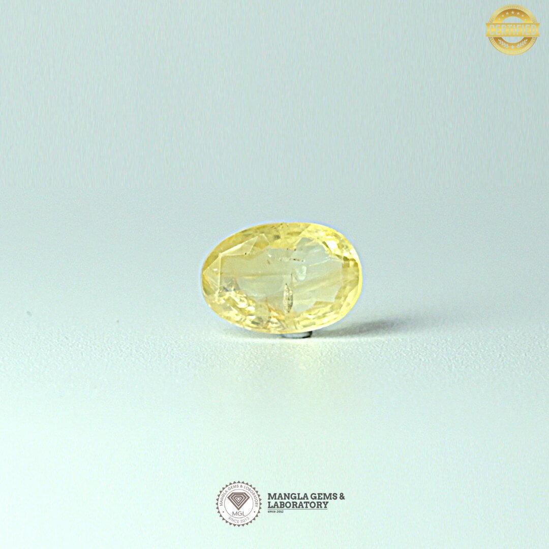 Yellow Sapphire(पुखराज) - 2.70 carat/3.00ratti