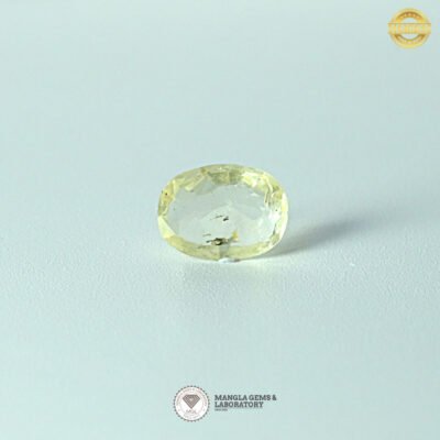Yellow Sapphire(पुखराज) - 2.80 carat/3.11ratti